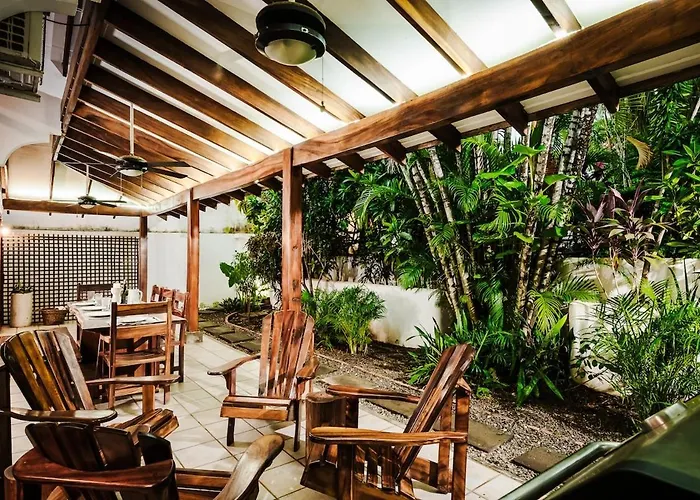 150 Ft To & Surf - 3 Bedroom House & Pool Сasa de vacaciones *